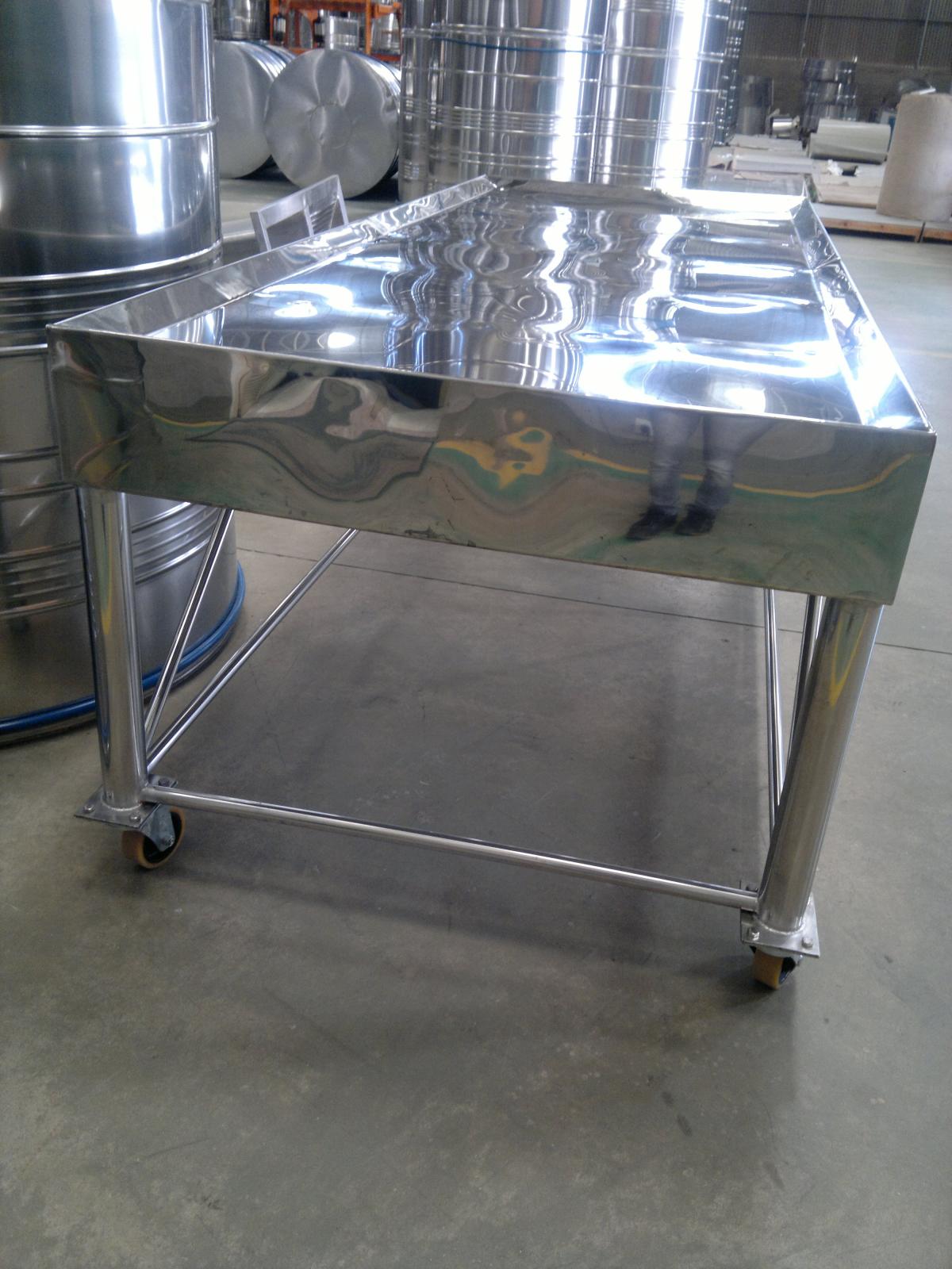 Mesa em aço inox