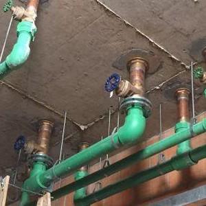 Instalação de barrilete em hotel